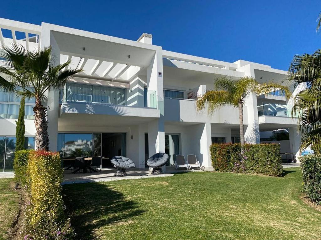 Palmsea Marbella-Estepona Buenas Noches Ngoại thất bức ảnh
