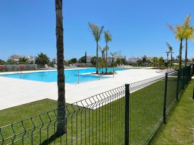 Palmsea Marbella-Estepona Buenas Noches Ngoại thất bức ảnh